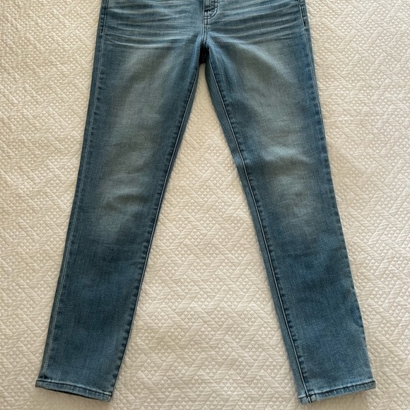 DL 1961 Instasculpt cropped - Picture 3 of 16